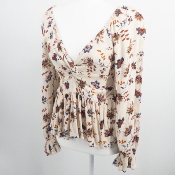 Alya Floral Top Knotted Ruffle Stretch Long Sleeve V-Neck Bohemian Blouse Rayon