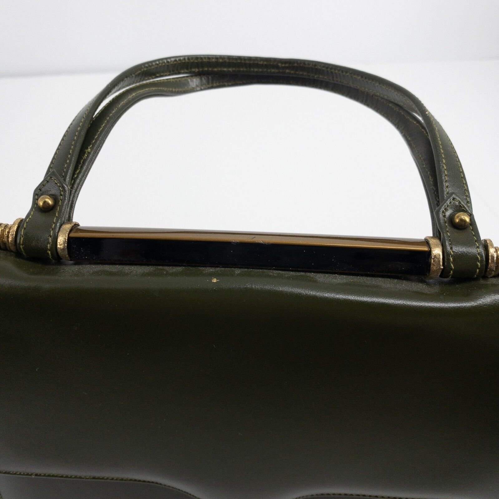 Vintage Handbag Purse Forest Green Gold Accents Zipper Pocket Inside 9" X 8" X 3 - Image 7