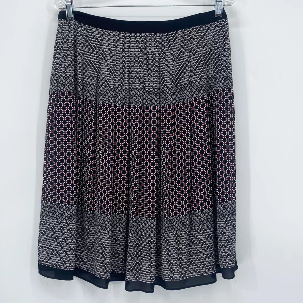 Talbots Geo Print Pleated Full Skirt Size 6 Back