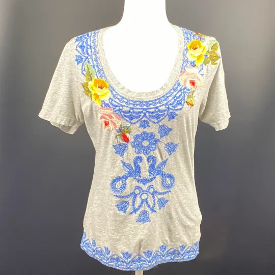 Johnny Was Embroidered Top Gray Floral Boho Tee M